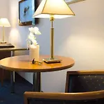 Victor's Residenz-hotel מלון