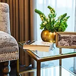 Victor's Residenz-hotel 4*