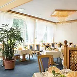 מלון Victor's Residenz-hotel 4*