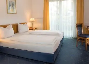 Victor's Residenz-hotel Hotel 4*