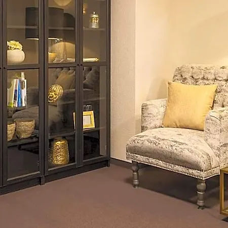 Victor's Residenz-hotel 4*