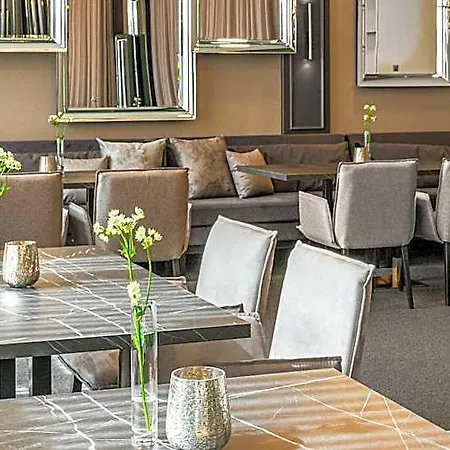 Victor's Residenz-hotel Hotel 4*
