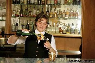 Victor's Residenz-hotel Hotel 4*