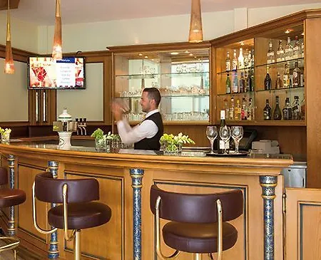 Victor's Residenz-hotel Hotel