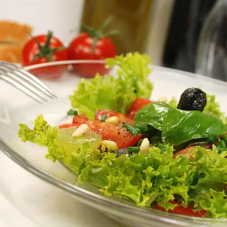 فندق فيكورز ريزيدنز - هوتل جومرسباخ 4*