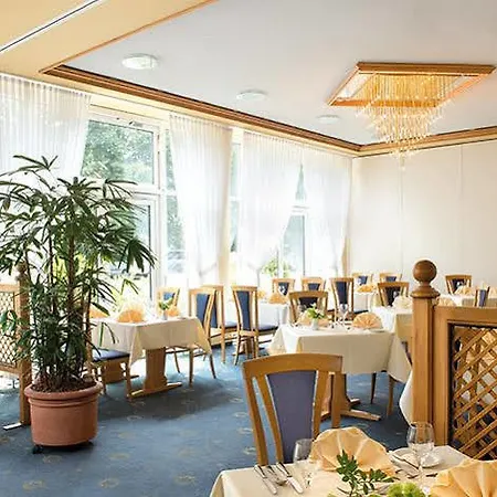 Hotel Victor's Residenz-hotel 4*