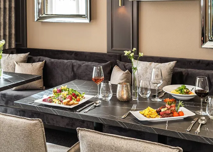 Victor's Residenz-hotel 4*