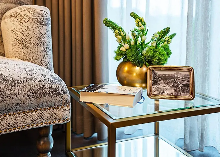 Victor's Residenz-hotel 4*